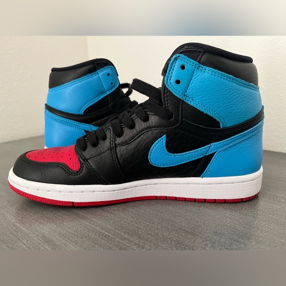 Air Jordan 1 UNC to CHI - Picture 7 of 10